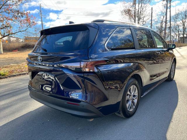 2023 toyota sienna xle 8 passenger
