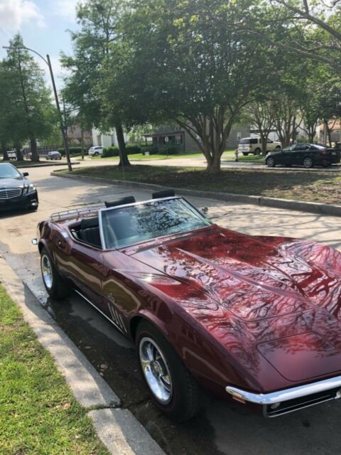 1969 convertible corvette w/ hardtop