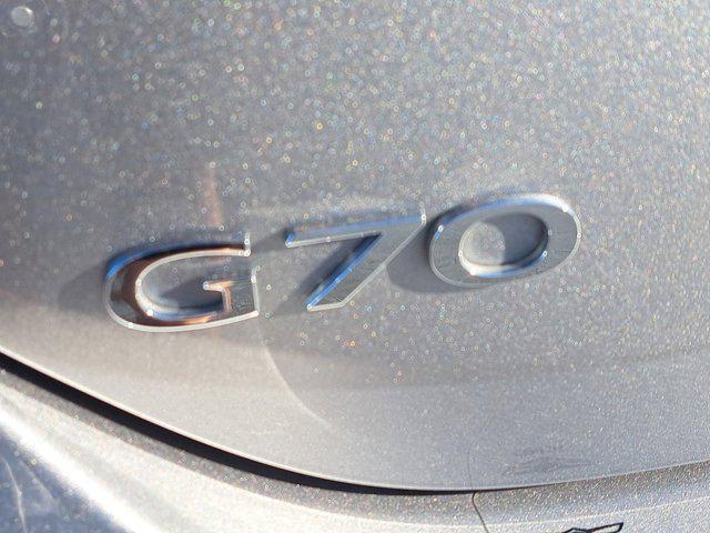 2022 genesis g70 2.0t rwd