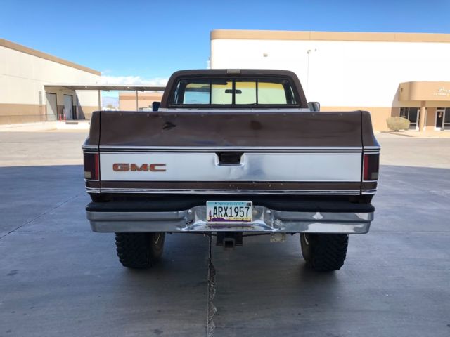 1978 gmc sierra classic 4x4 off roading daily daily driver lifted short box