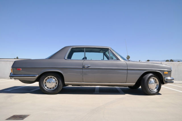 1970 mercedes 250c in great condition! all original california car zero rust!