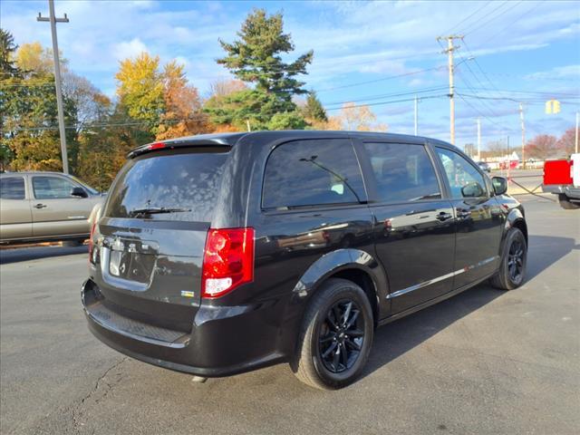 2019 dodge grand caravan se