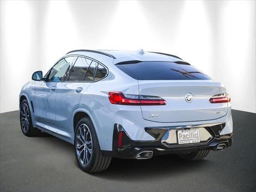 2022 bmw x4