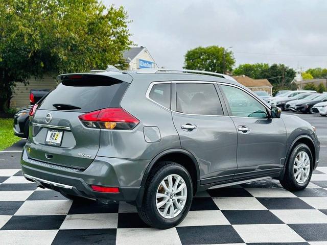 2017 nissan rogue sv