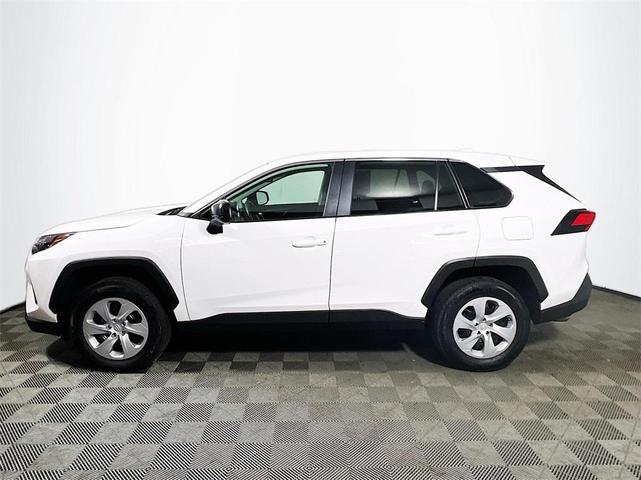 2024 toyota rav4 le
