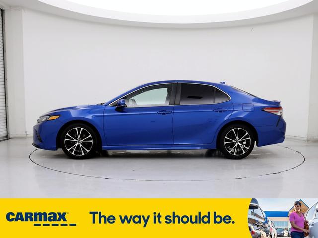 2019 toyota camry se
