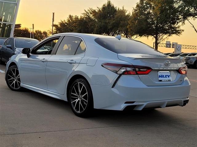 2023 toyota camry