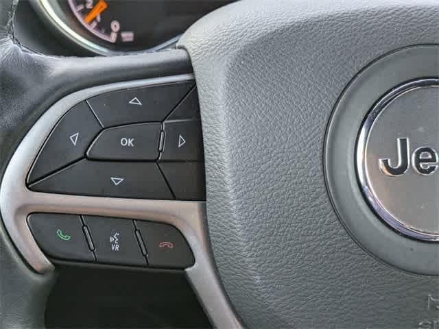 2022 jeep grand cherokee laredo