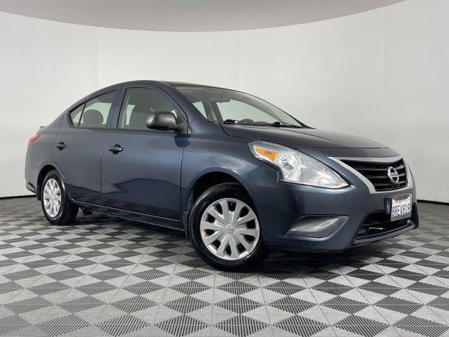 2015 nissan versa 1.6 s+