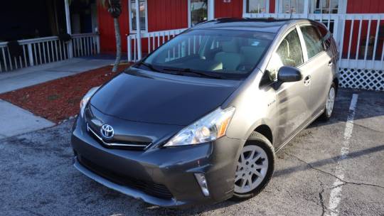 2014 Toyota Prius v (+)