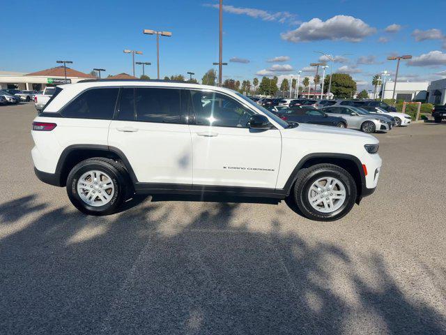 2023 jeep grand cherokee laredo