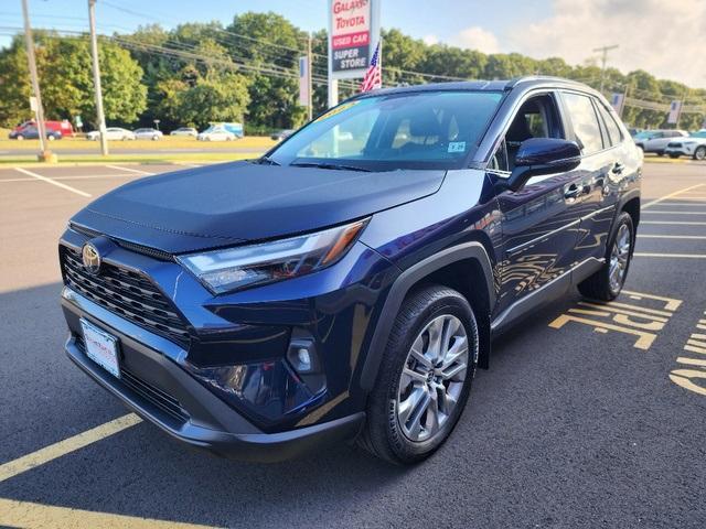 2023 toyota rav4 xle premium