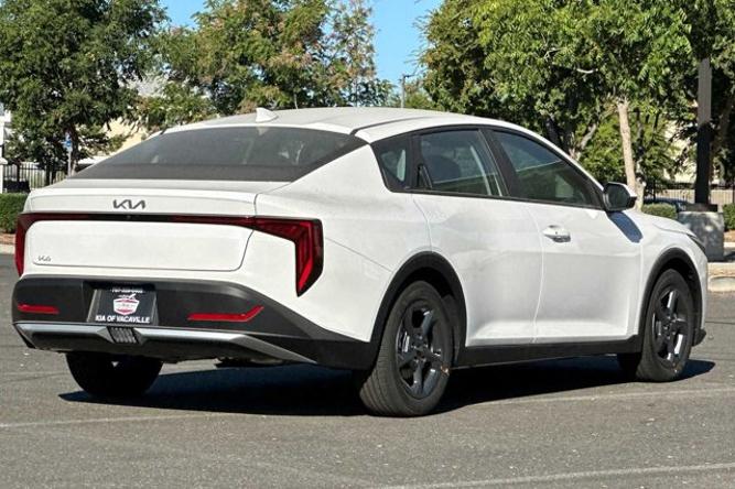 new 2025 kia k4 lxs