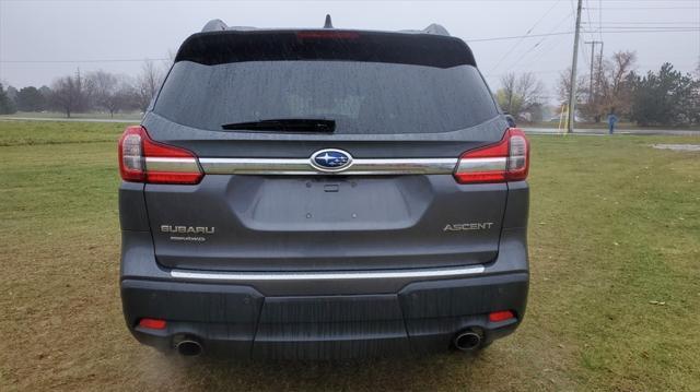 2021 subaru ascent premium 8-passenger