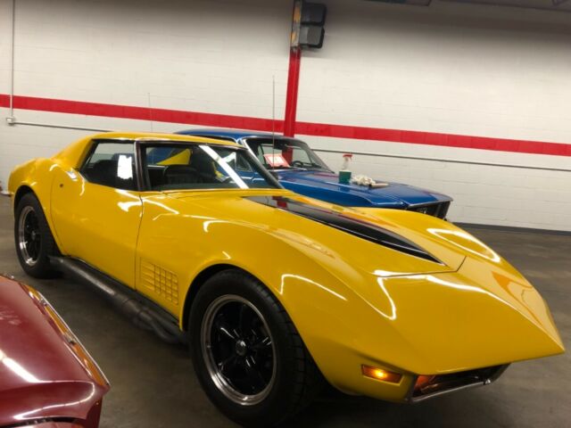 1972 chevrolet corvette street rod