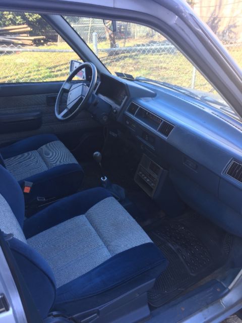 1986 nissan stanza wagon xe