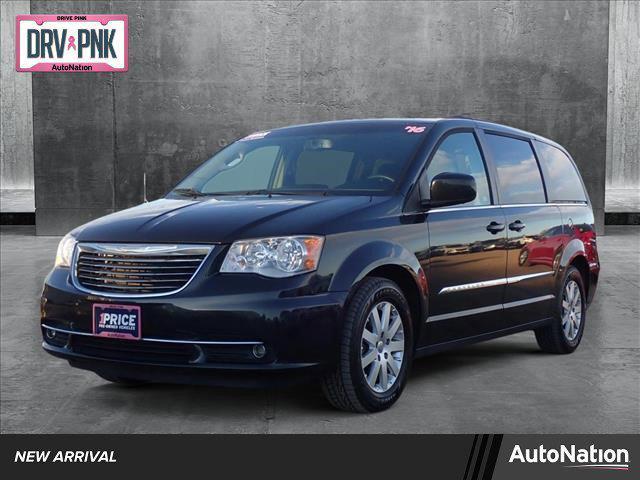 2016 chrysler town & country touring