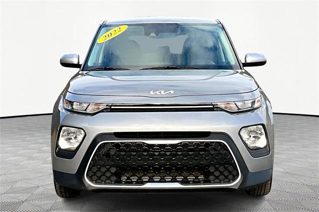 2022 kia soul lx