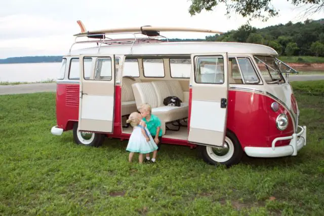 1973 vw bus 15 window w/safaris fresh rotisserie restoration