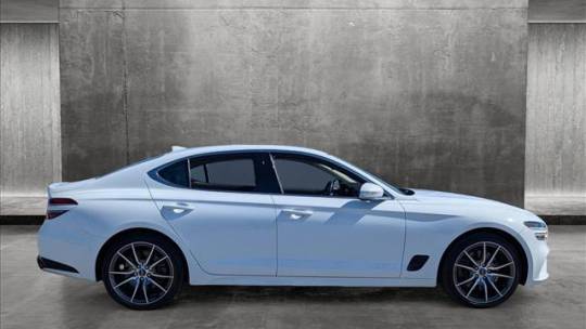 2022 Genesis G70