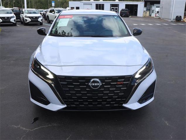 2023 nissan altima sr fwd