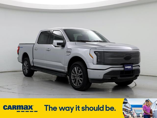 2023 ford f-150 lightning lariat