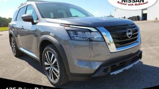 2024 Nissan Pathfinder platinum