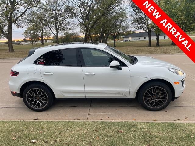 2016 porsche macan s