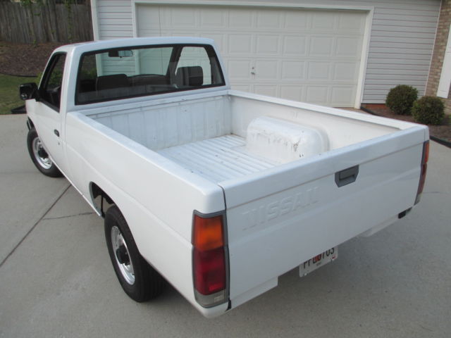 1993 nissan d21 hardbody pickup - one owner!!! never seen snow or ice!