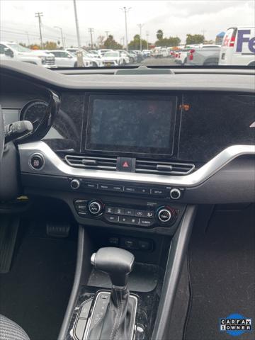 2022 kia niro lxs