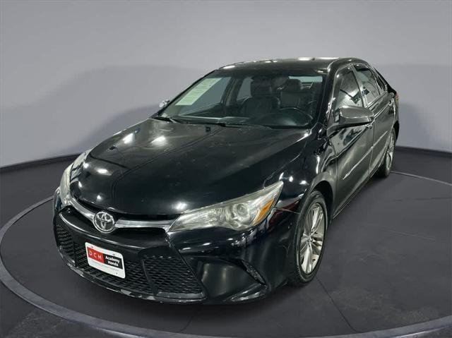 2016 toyota camry se