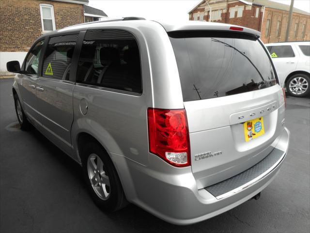 2011 dodge grand caravan crew