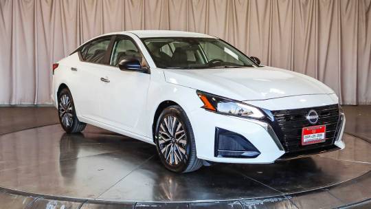 2025 Nissan Altima