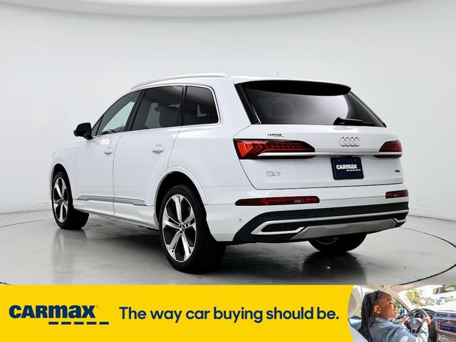 2022 audi q7 premium plus