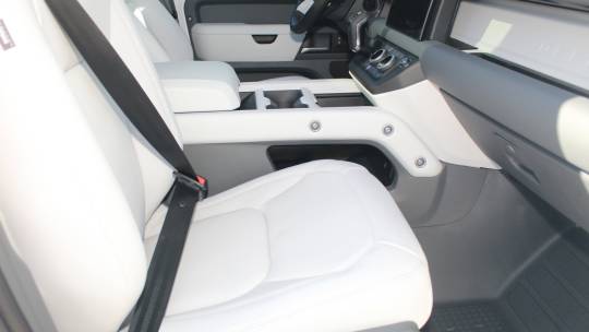 2025 Land Rover Defender