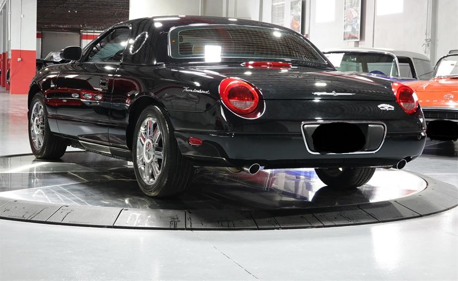 2005 ford thunderbird