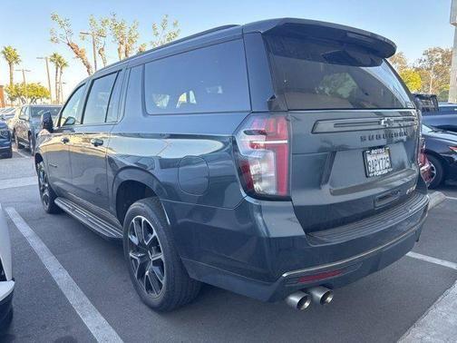 2022 chevrolet suburban