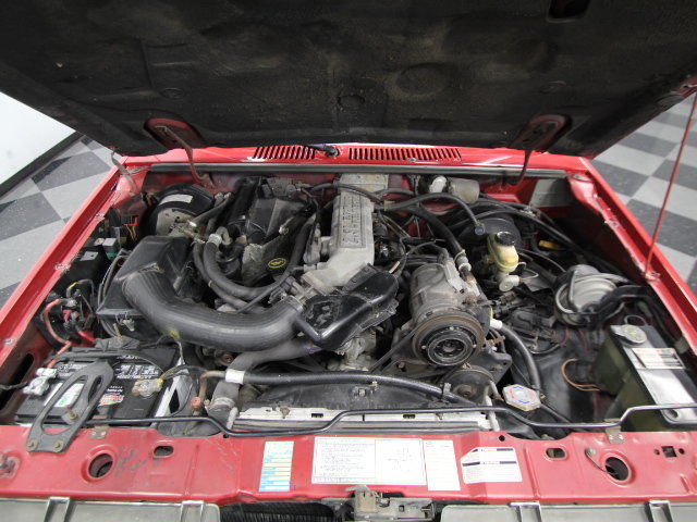 very clean, 2.9l v6, auto, 4x4, loaded, a/c, extremely nice interior & paint!