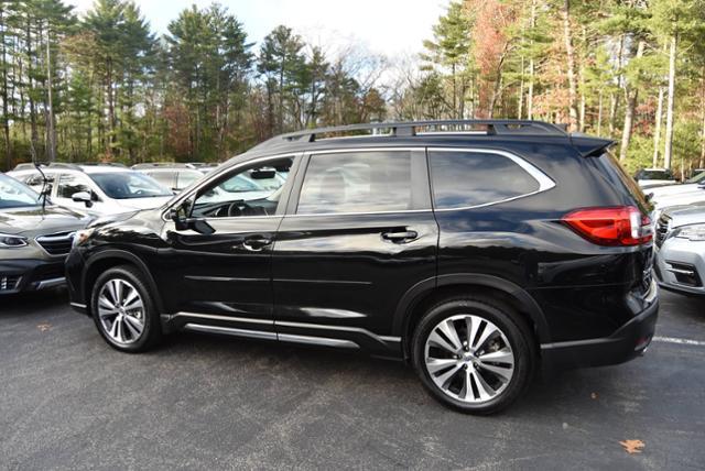 2022 subaru ascent limited 8-passenger