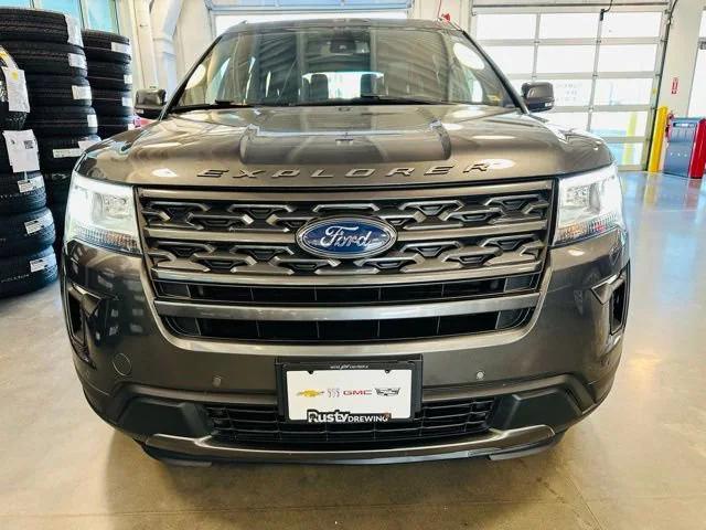2018 ford explorer xlt