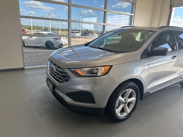 2020 ford edge se
