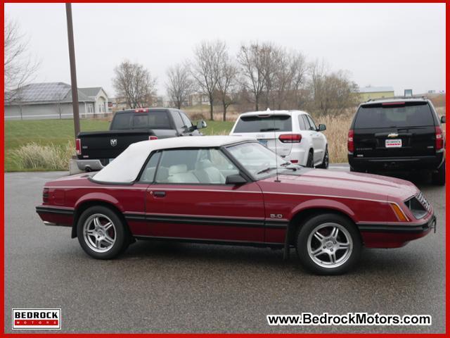 1983 ford mustang convertible glx 5.0 h.o