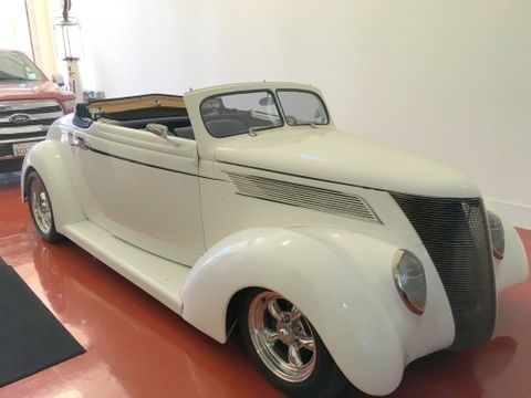 1937 ford all steel roadster! true henry ford. corvette motor sweet ride!