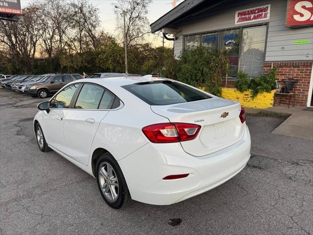 2018 chevrolet cruze lt