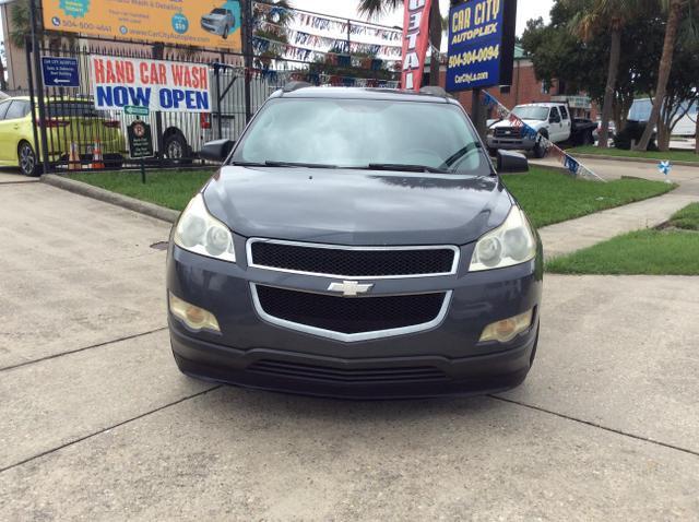 2011 chevrolet traverse ls