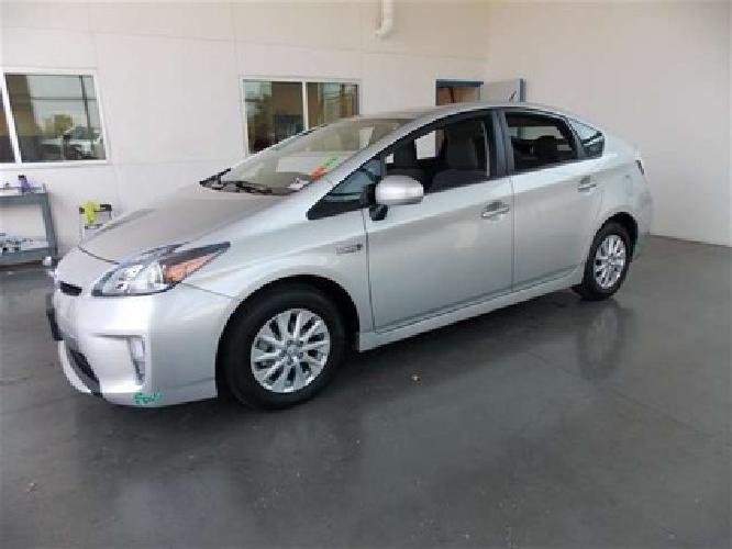 2012 toyota prius plug-in (no trim in fairfield, ca