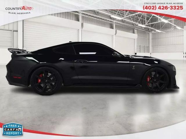 2021 ford mustang gt