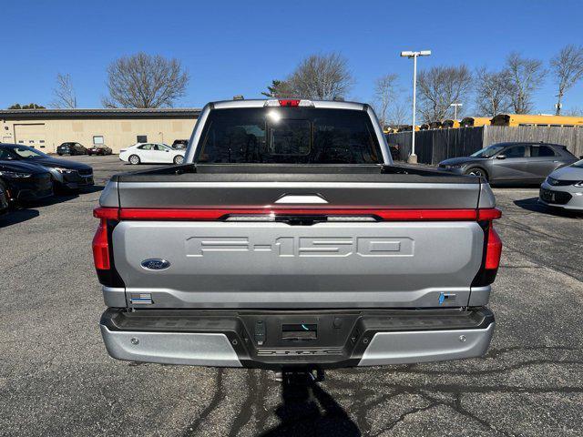 2022 ford f-150 lightning lariat