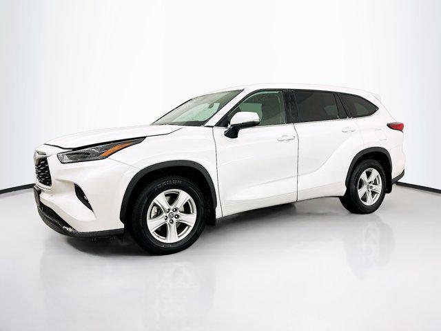 2023 toyota highlander l