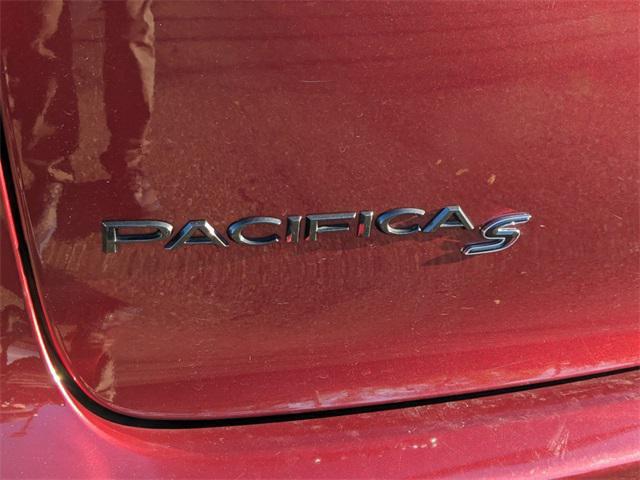 2020 chrysler pacifica touring
